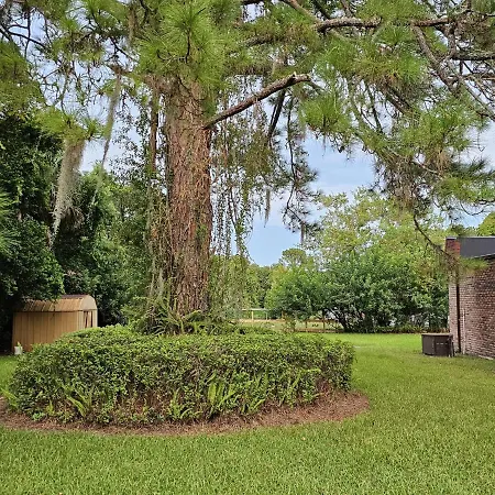 The Farm House Sanford Exterior photo